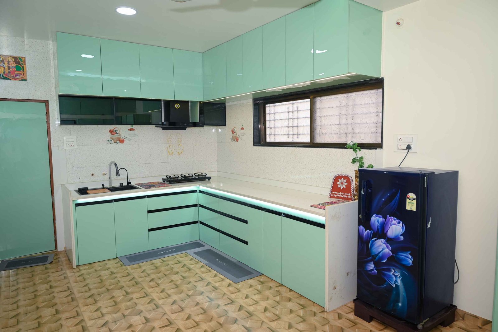 Kitchen Main View